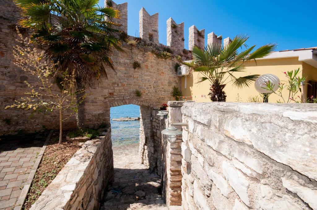 The Green House - 20M From The Beach Novigrad Istria المظهر الخارجي الصورة